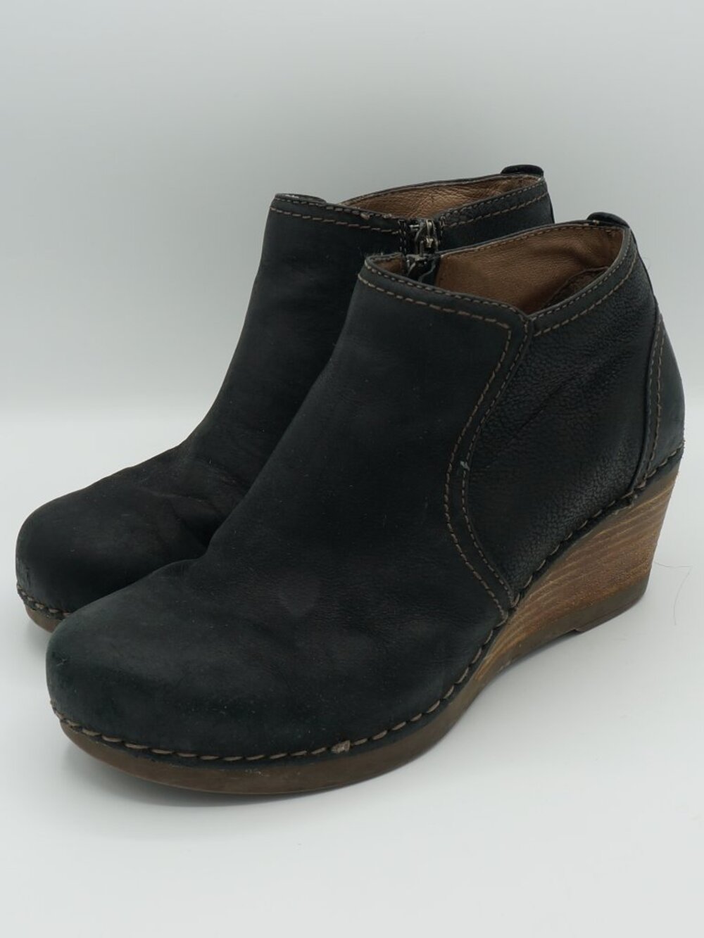 Dansko Women's Black Leather Zip Wedge Ankle Boots Booties Size EU 36 (US 5.5-6)